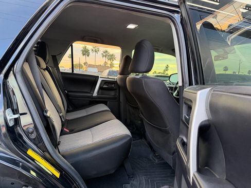 Used 2016 Toyota 4Runner SR5 AWD/4WD image 22