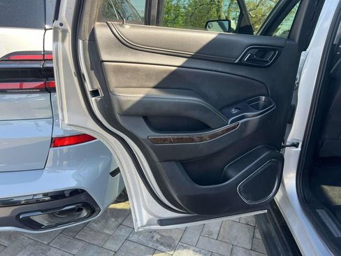 Used 2020 Chevrolet Tahoe LT AWD/4WD image 14