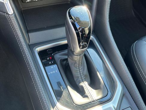 Used 2022 Subaru Forester Touring w/ Popular Package #2 image 11