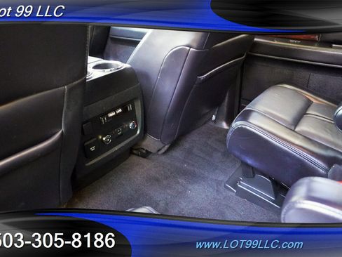 Used 2017 Lincoln Navigator Select AWD/4WD image 16