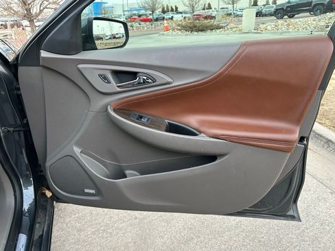 Used 2017 Chevrolet Malibu Premier w/ Premier Sun and Wheel Package image 31