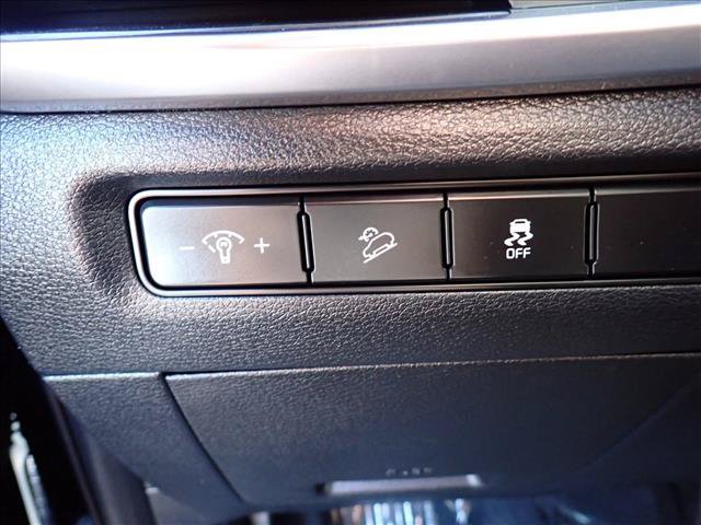 Used 2024 Kia Telluride S w/ S Sunroof Package FWD image 16