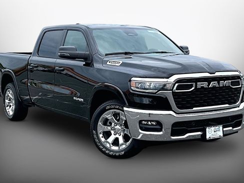 Used 2025 RAM 1500 Big Horn AWD/4WD image 10