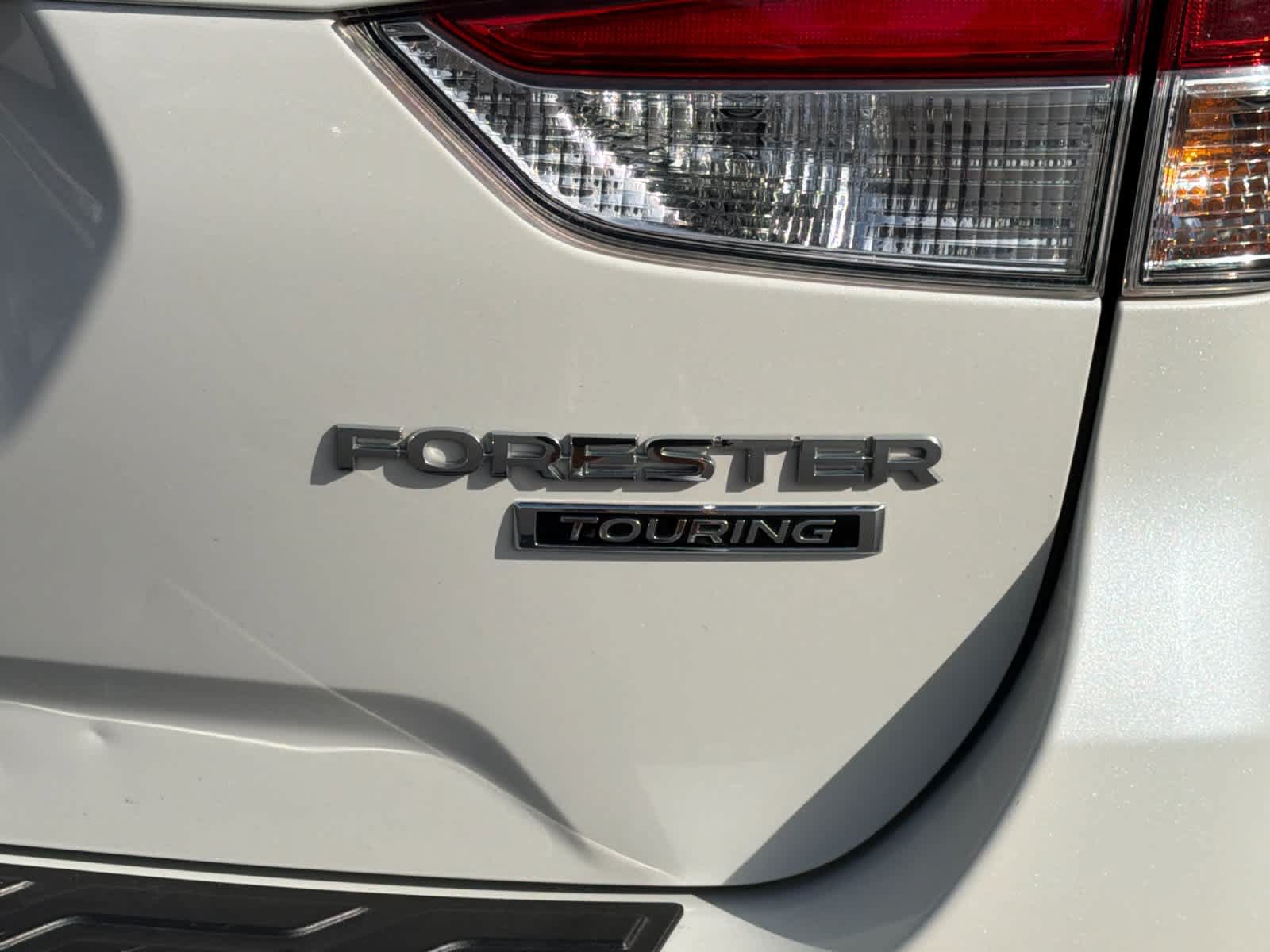 Used 2020 Subaru Forester Touring AWD/4WD image 34