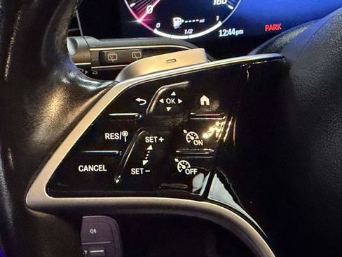 Used 2024 Mercedes-Benz GLE 450e 4MATIC image 29