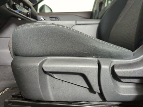 Used 2021 Nissan Rogue S image 25