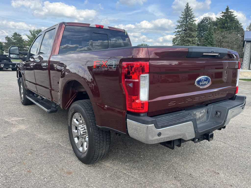 Used 2017 Ford F250 Lariat w/ Lariat Ultimate Package AWD/4WD image 9