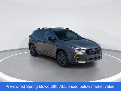 Used 2025 Subaru Crosstrek 2.5i Sport AWD/4WD image 2