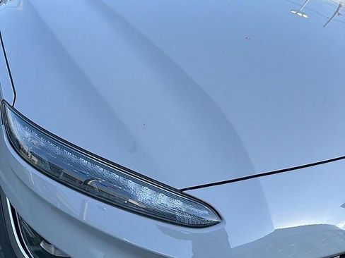 Used 2022 Hyundai Kona SEL AWD/4WD image 5