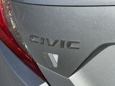 Used 2019 Honda Civic Sport image 40