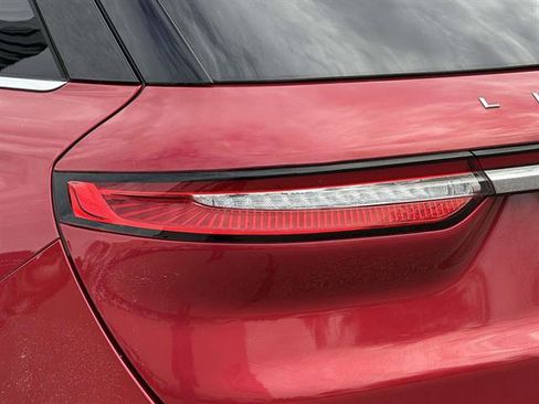 Certified 2021 Lincoln Corsair AWD w/ Equipment Group 101A image 9