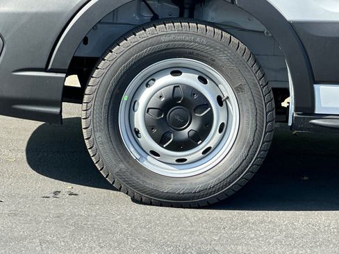 New 2026 Ford Transit 250 148 Medium Roof w/ Load Area Protection Package image 24