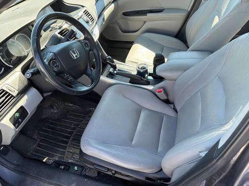 Used 2015 Honda Accord EX-L image 2