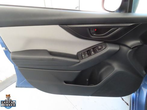 Used 2019 Subaru Crosstrek 2.0i Premium w/ Moonroof Package AWD/4WD image 10