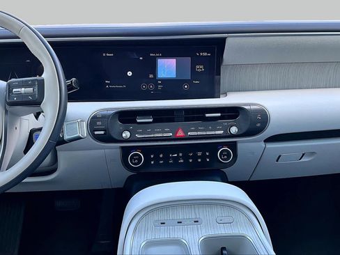 Certified 2026 Hyundai Palisade Calligraphy FWD image 13