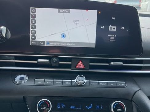Used 2024 Hyundai Elantra SEL FWD image 44