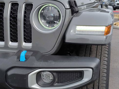 Used 2023 Jeep Wrangler Sahara image 22