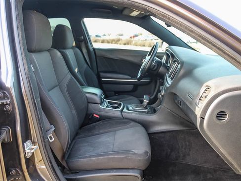 Used 2018 Dodge Charger R/T image 11