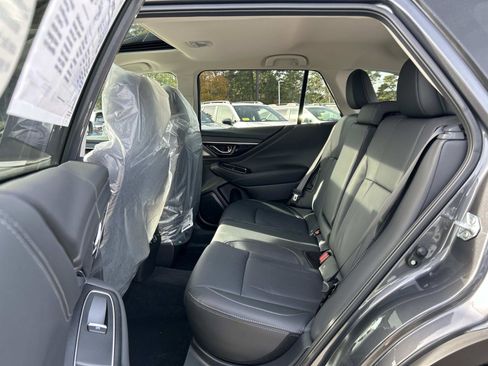 New 2025 Subaru Outback Limited image 7