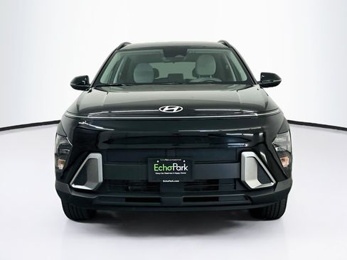 Used 2025 Hyundai Kona SEL AWD/4WD image 2