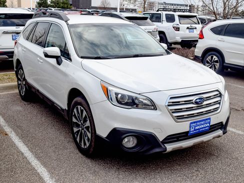 Used 2015 Subaru Outback 2.5i Limited image 15