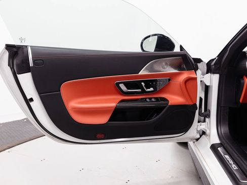 Certified 2022 Mercedes-Benz SL 55 AMG 4MATIC w/ Driver Assistance Package image 6