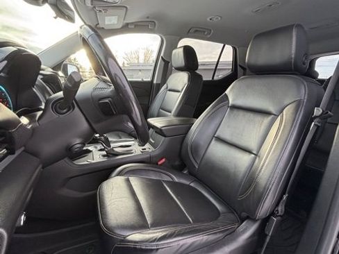 Used 2019 Chevrolet Traverse Premier w/ LPO, Blackout Package image 10