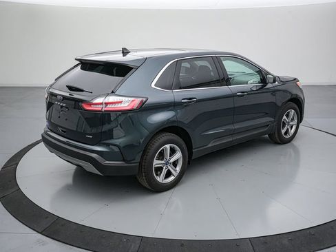 Certified 2022 Ford Edge SEL w/ Convenience Package image 4