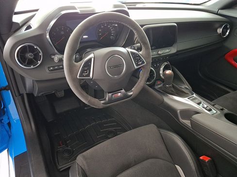 Used 2022 Chevrolet Camaro SS RWD image 10