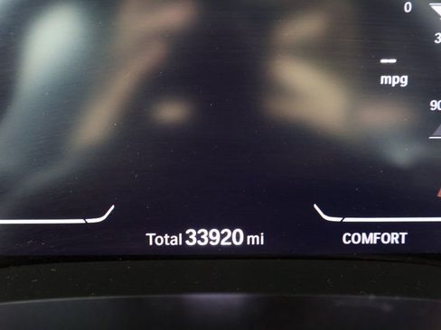 Used 2022 BMW 530i w/ Convenience Package image 17