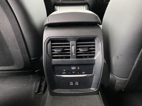 Used 2025 BMW M340i w/ Premium Package image 41