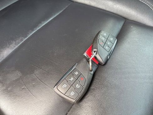 Used 2025 Chevrolet Tahoe LT image 9