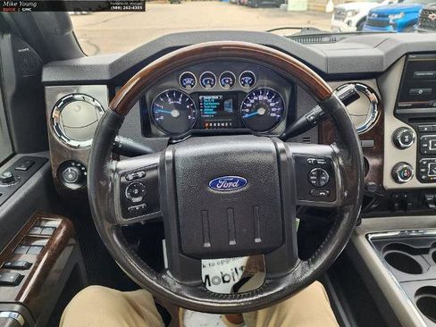 Used 2016 Ford F250 Platinum AWD/4WD image 36