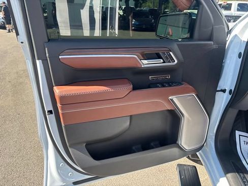 Used 2026 GMC Sierra 1500 Denali Ultimate AWD/4WD image 16