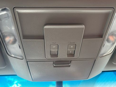 Used 2016 Toyota Tundra 1794 Edition AWD/4WD image 17