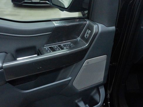 Used 2022 Ford F150 XLT w/ Equipment Group 302A High image 17