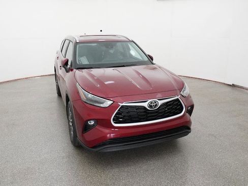 New 2026 Toyota Highlander XLE AWD/4WD image 13