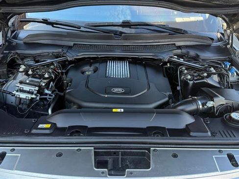 Used 2017 Land Rover Range Rover HSE image 5