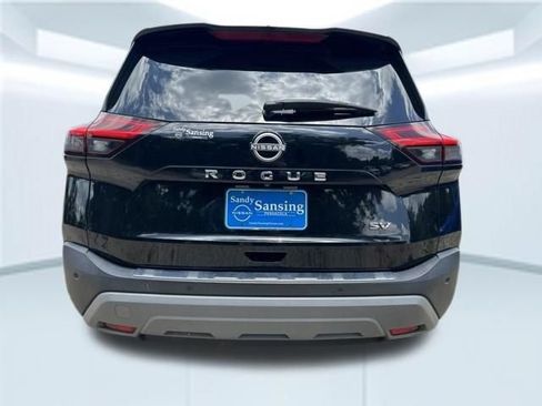 Used 2023 Nissan Rogue SV FWD image 7
