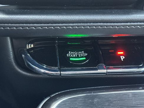 Used 2022 Lincoln Nautilus Reserve w/ Equipment Group 202A image 21