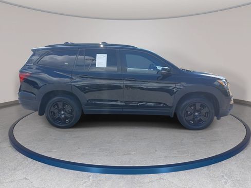 Used 2022 Honda Pilot TrailSport image 4