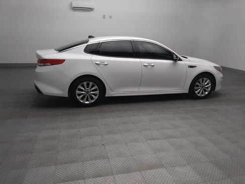 Used 2016 Kia Optima EX FWD image 10