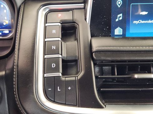 Used 2022 Chevrolet Tahoe LT w/ Luxury Package RWD image 20