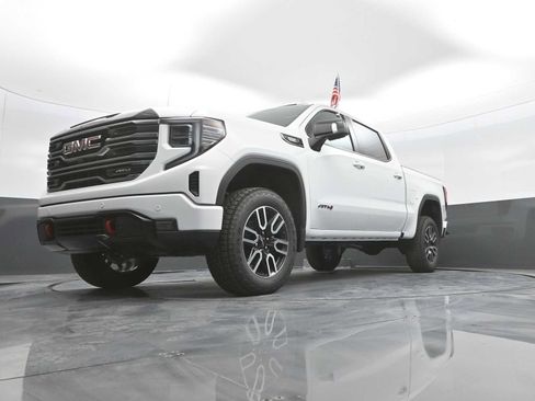 New 2026 GMC Sierra 1500 AT4 w/ AT4 Premium Package AWD/4WD image 37