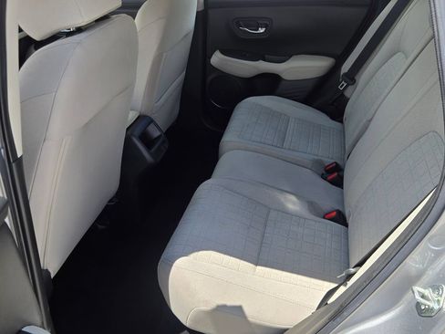 Used 2024 Honda HR-V LX image 12