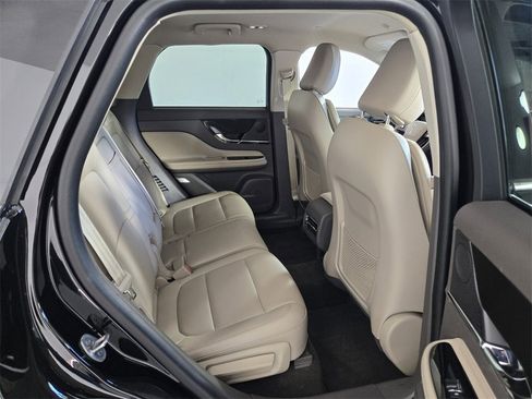 Used 2024 Lincoln Corsair FWD image 16