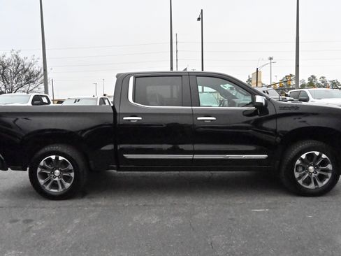 Used 2025 Chevrolet Silverado 1500 High Country w/ Technology Package image 18