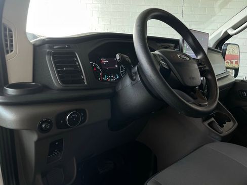 Used 2024 Ford Transit 350 XLT RWD image 11