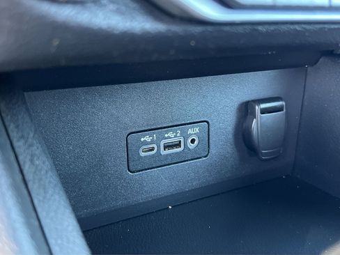 Used 2021 Nissan Sentra SV image 28