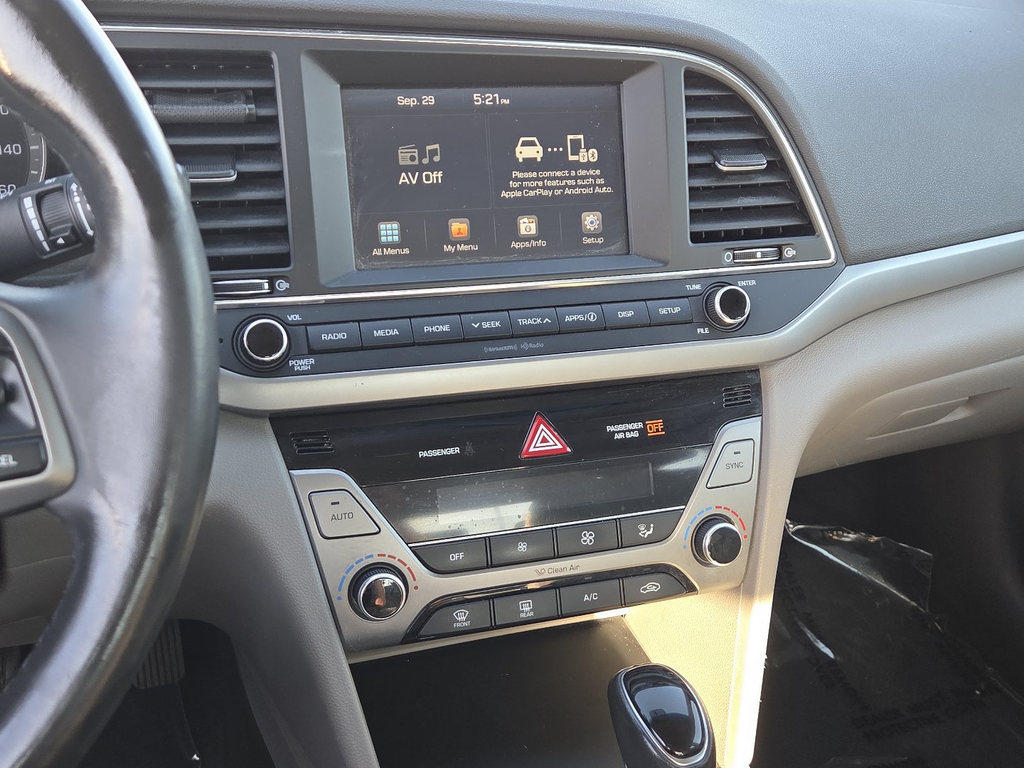 Used 2017 Hyundai Elantra SE w/ SE A/T Tech Package 03 FWD image 23